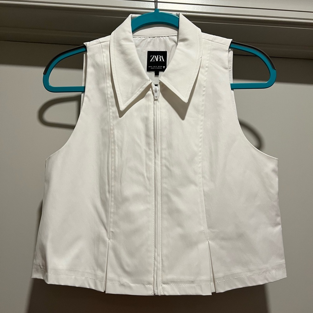 Zara Zip Up White Top